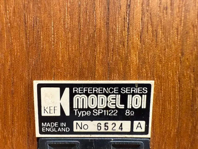 Typeplaatje: KEF Reference Series, Model 101, SP1122, Made in England